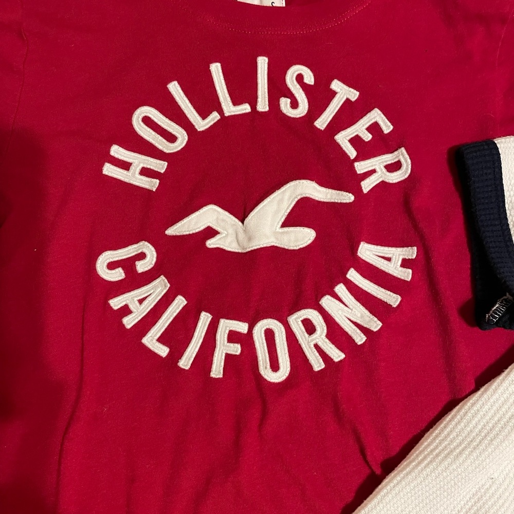 HOLLISTER SHIRT BUNDLE - Picture 6 of 7